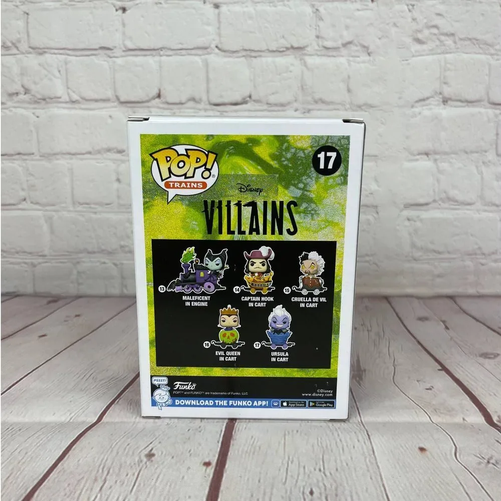 Funko Pop! Trains: Disney - Ursula - Funko Web (FW) (Exclusive) #17 - Picture 5 of 7